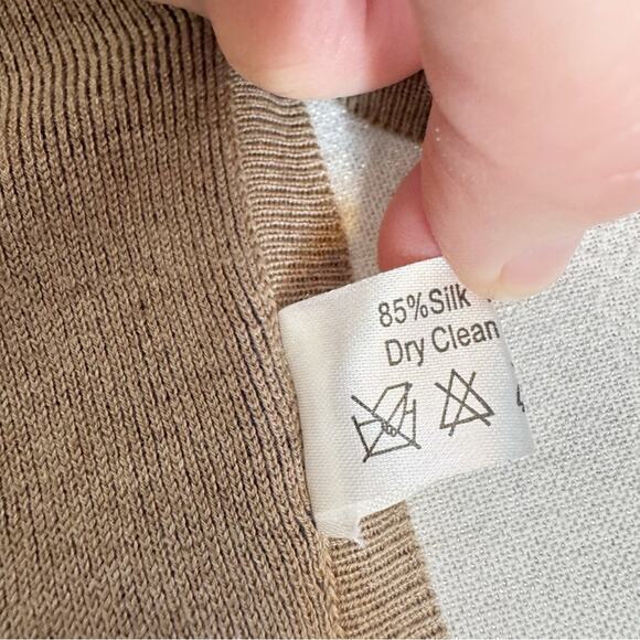 Double R Double Faced Silk/ Cashmere Poncho Navy Camel Size M - Picture 9 of 12